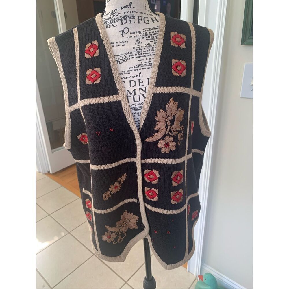 Vintage Lucia Floral Sweater Vest